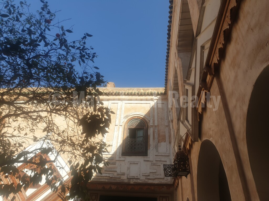 Majestueux Riad à rénover avec accès voiture proche