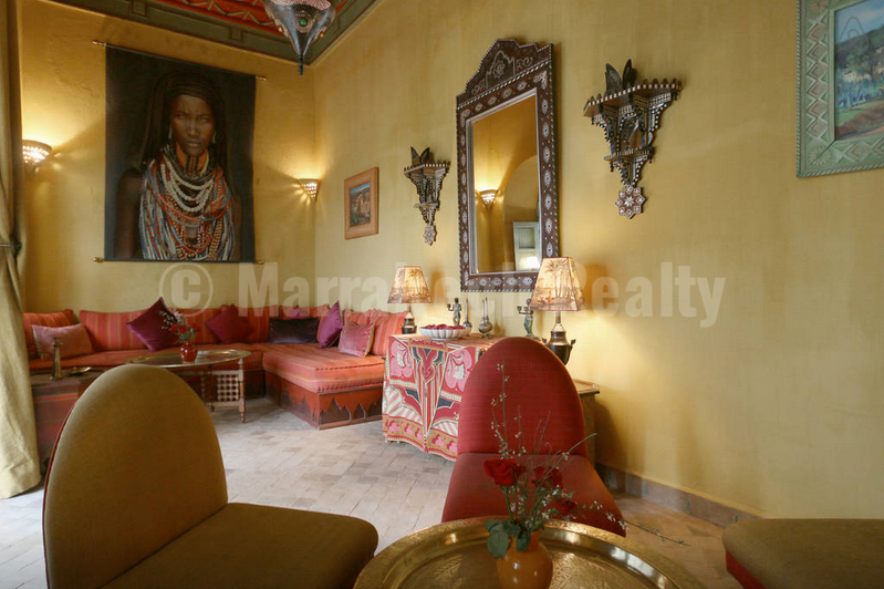 Elegant 5 bedroom Boutique-Riad with prime location