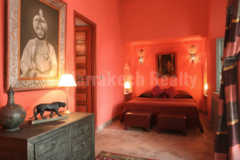 Elegant 5 bedroom Boutique-Riad with prime location
