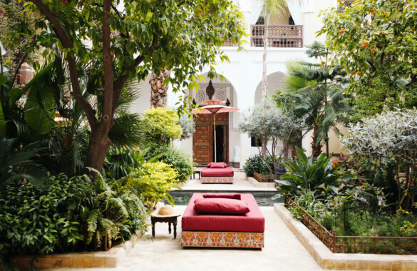 Exceptional palatial 5 suite garden Riad