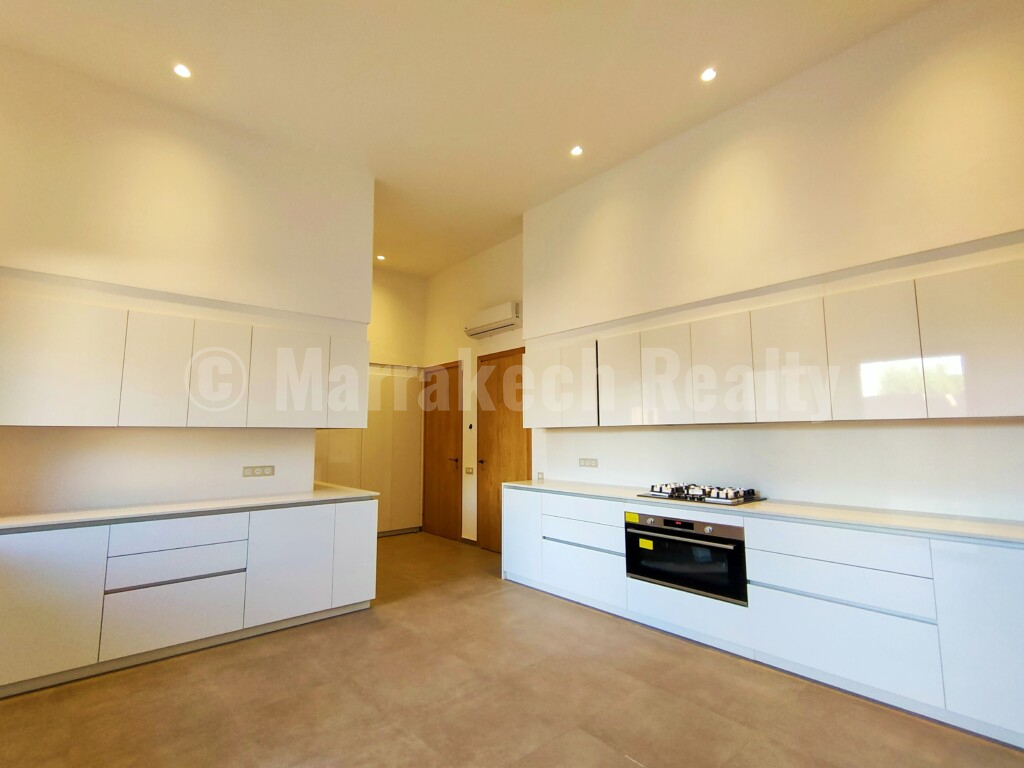 Luxueuse villa contemporaine de 5 chambres en Palmeraie
