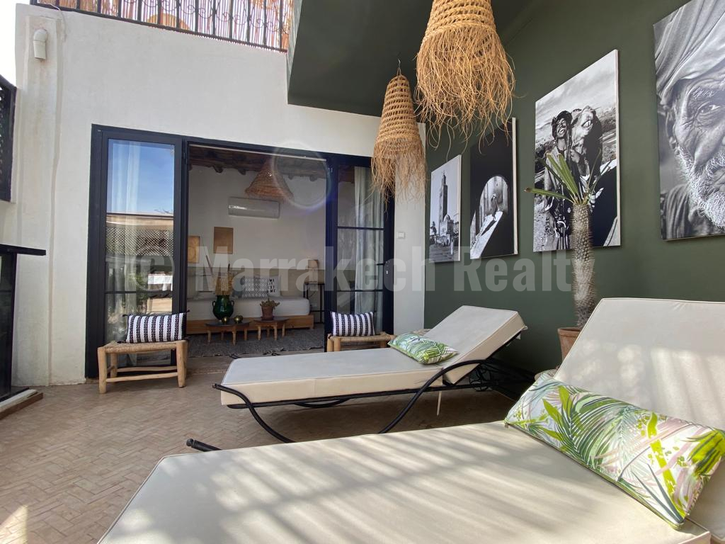 Stylish 3 bedroom Riad with prime location