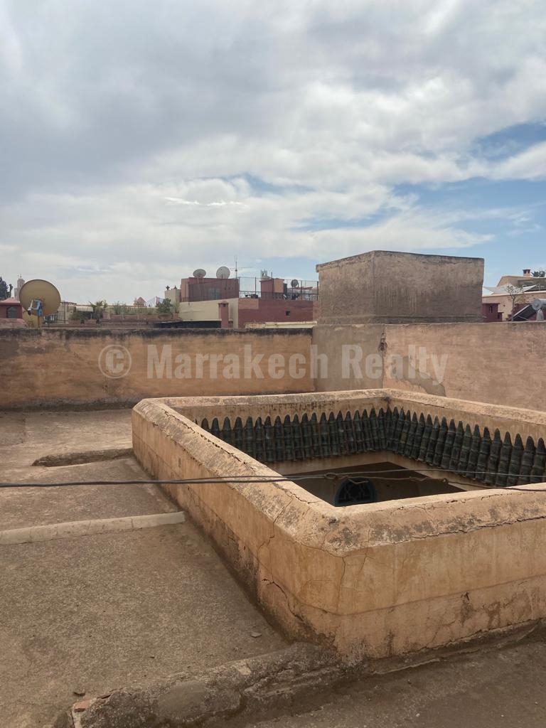 Beau Riad ancien à rénover idéalement situé