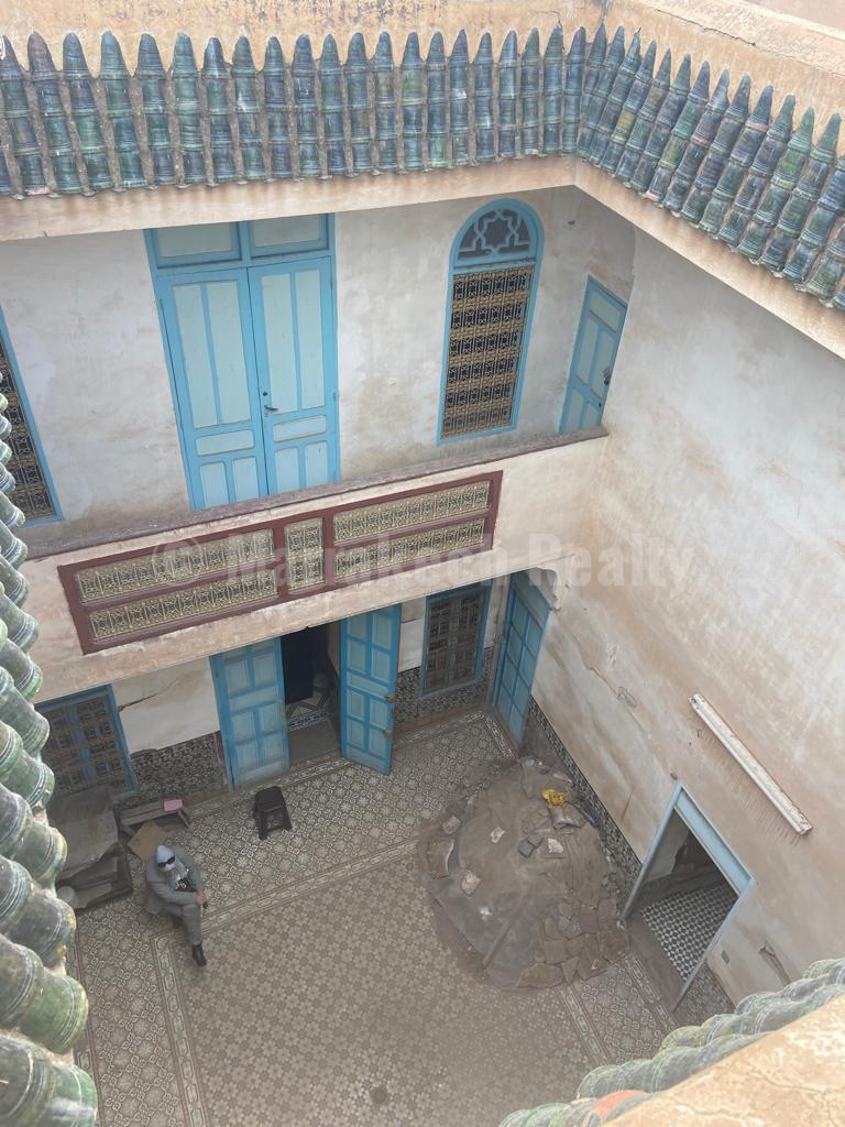 Beau Riad ancien à rénover idéalement situé