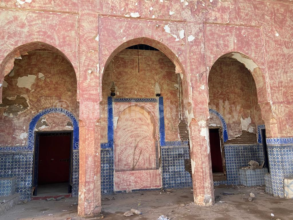 Vaste Riad à rénover avec accès voiture direct