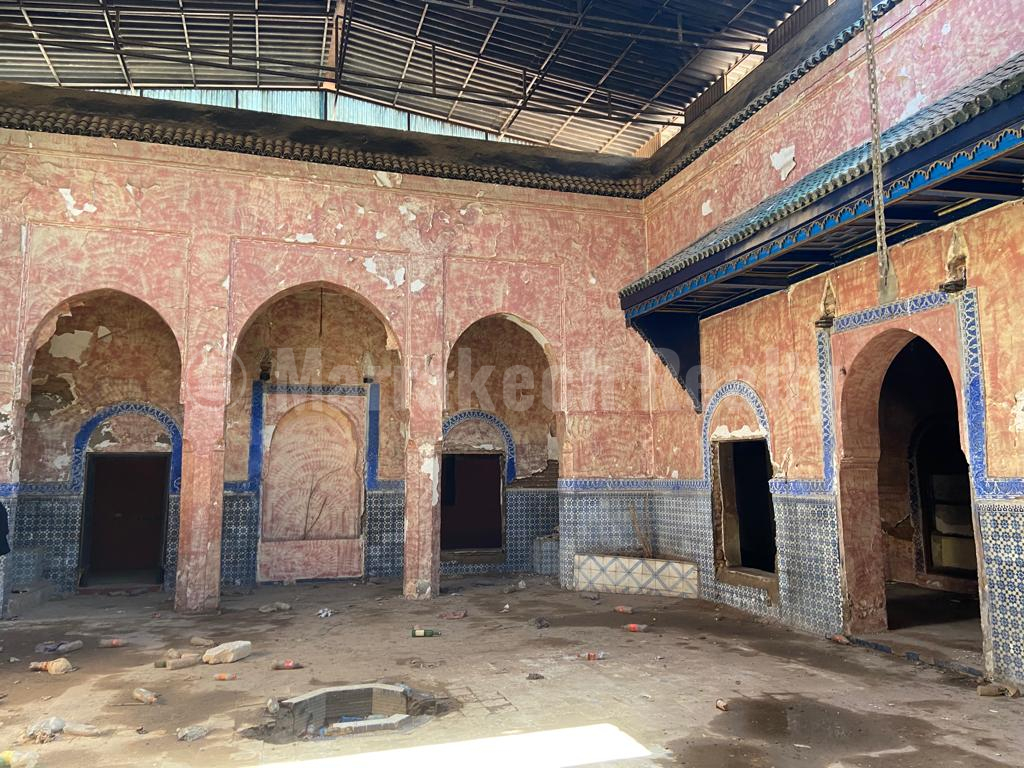 Vaste Riad à rénover avec accès voiture direct