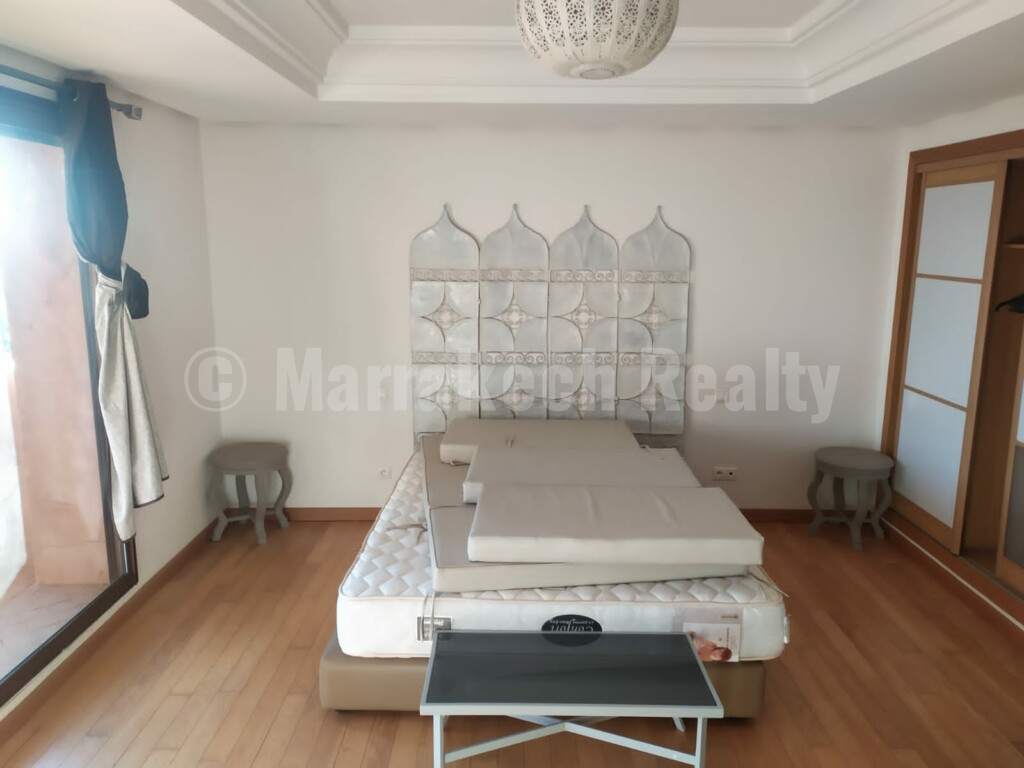 Standout 3 bedroom duplex in a gated community