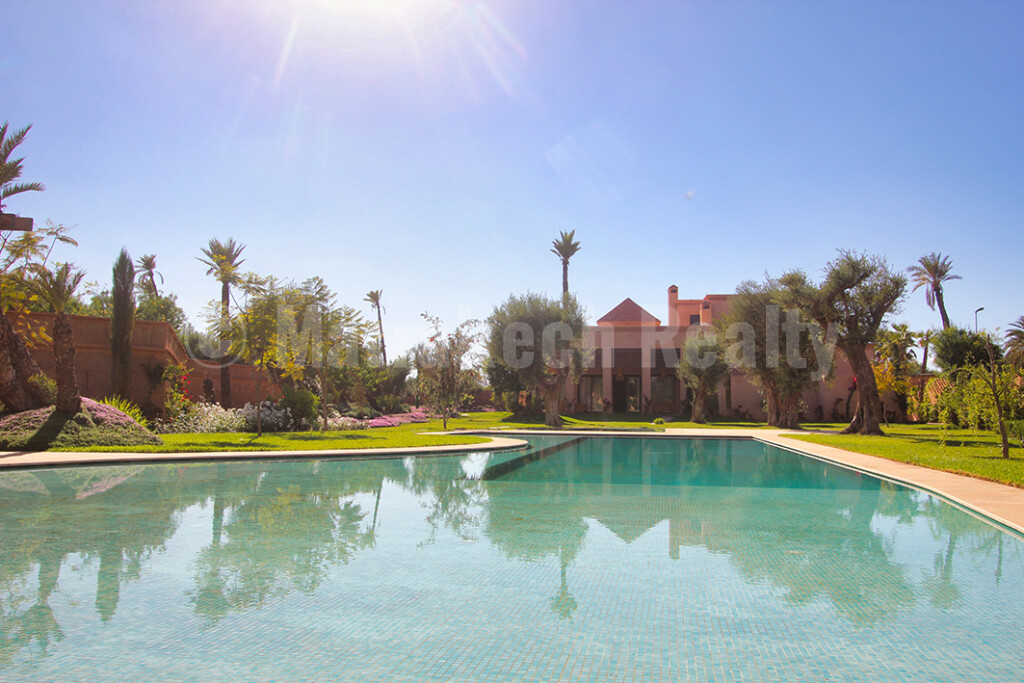 Luxueuse villa contemporaine de 5 chambres en Palmeraie