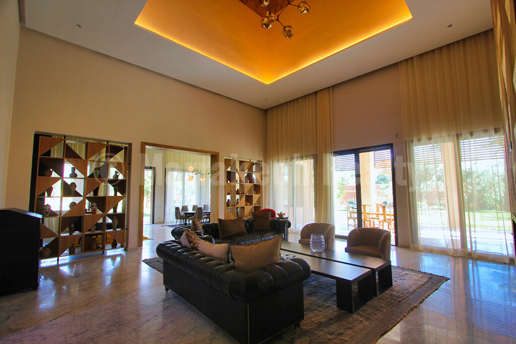Luxueuse villa contemporaine de 5 chambres en Palmeraie