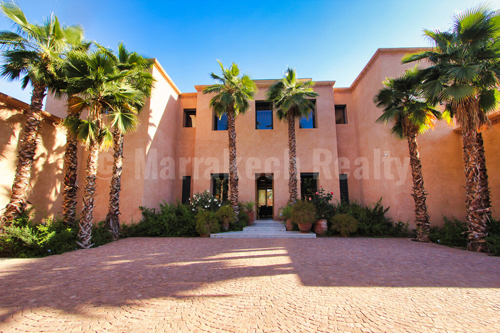 Luxueuse villa contemporaine de 5 chambres en Palmeraie