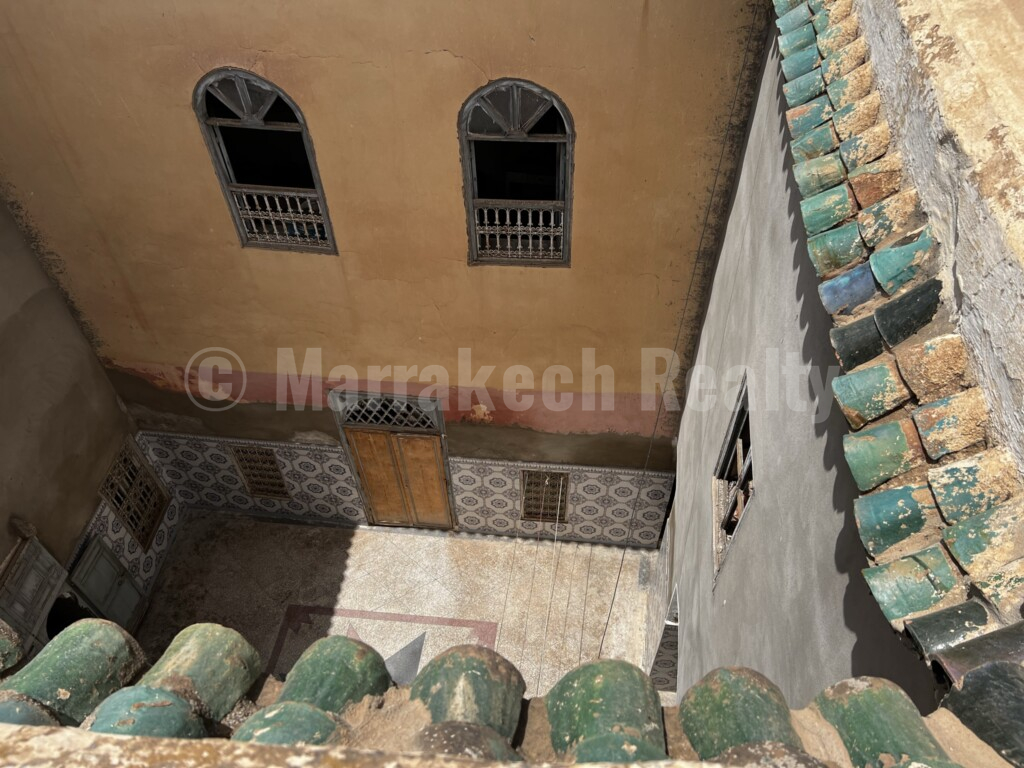 Riad titré à rénover avec emplacement de premier ordre