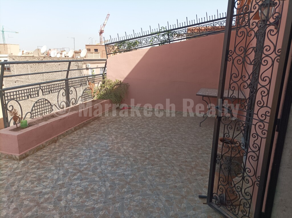 Appartement avec double terrasse au cœur de Marrakech en location longue durée