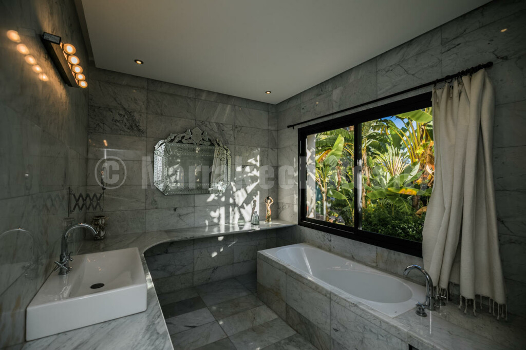 Upscale 6 bedroom villa with awesome views