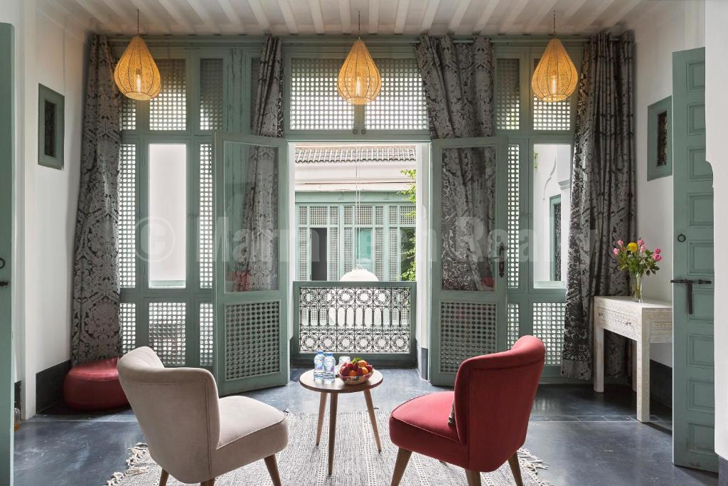 Ravissant Riad de 5 chambres avec bassin chauffé en terrasse
