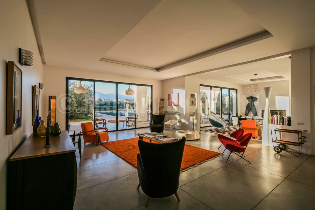 Upscale 6 bedroom villa with awesome views