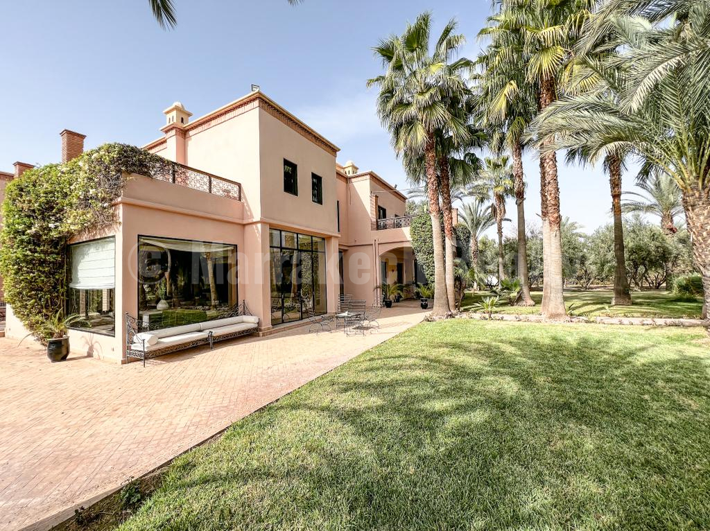 Elégante villa de 7 chambres sur 1 hectare proche de Marrakech