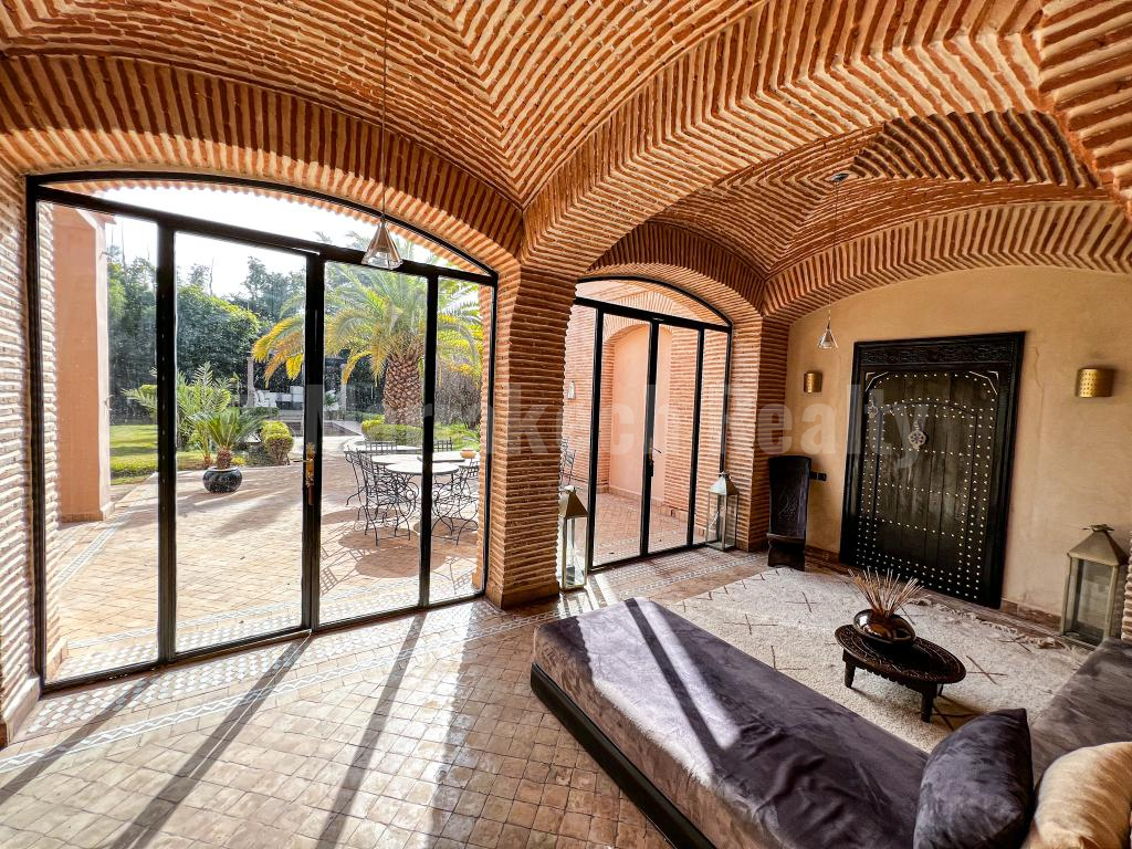 Elégante villa de 7 chambres sur 1 hectare proche de Marrakech