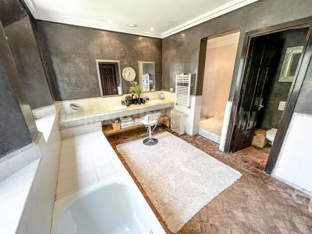 Elégante villa de 7 chambres sur 1 hectare proche de Marrakech