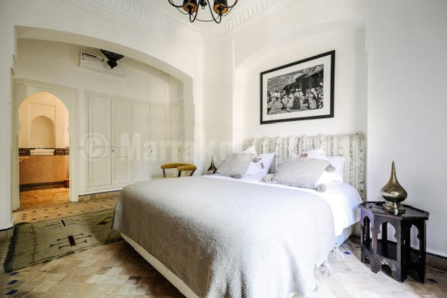 Delightful 5 bedroom villa in a private domain