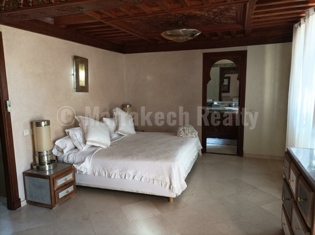 Long term villa rental: furnished w 3 suites Bear downtown