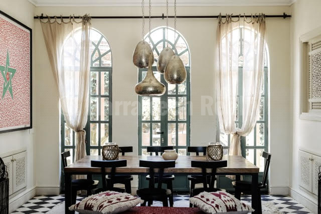 Delightful 5 bedroom villa in a private domain