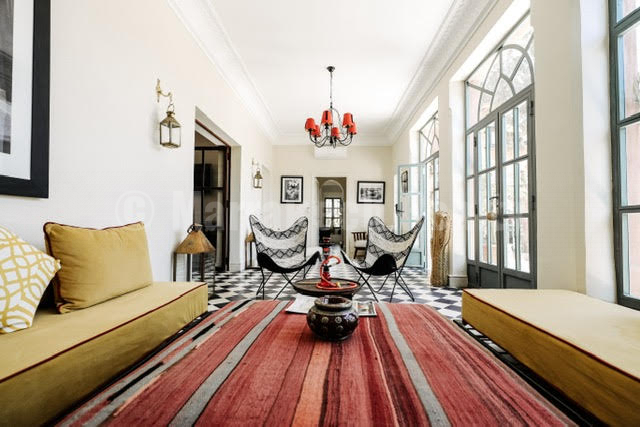 Delightful 5 bedroom villa in a private domain