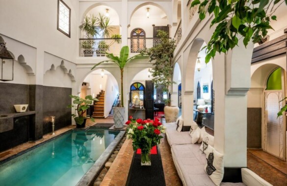 Sweet 6 bedrooms Guest-House Riad