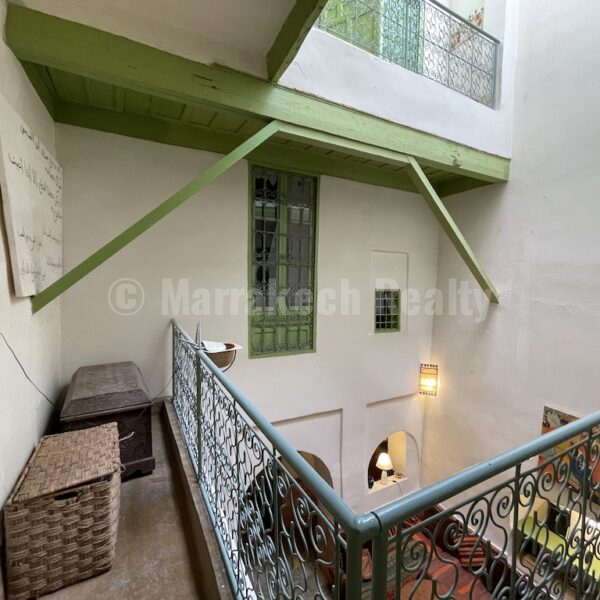 Riad de 4 chambres à rafraîchir avec bel emplacement