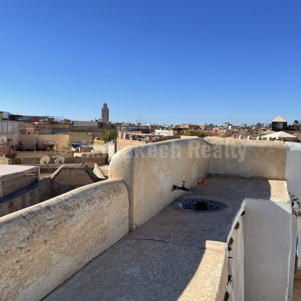 Riad de 4 chambres à rafraîchir avec bel emplacement
