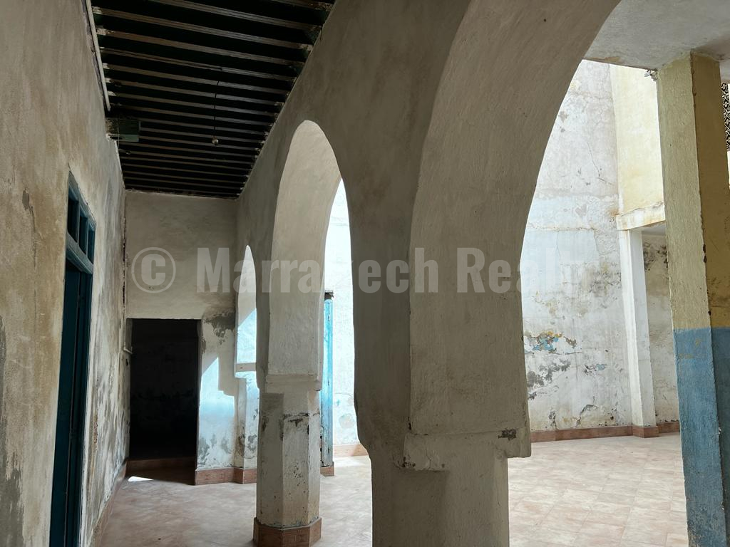 Authentique Riad titré à rénover idéalement situé