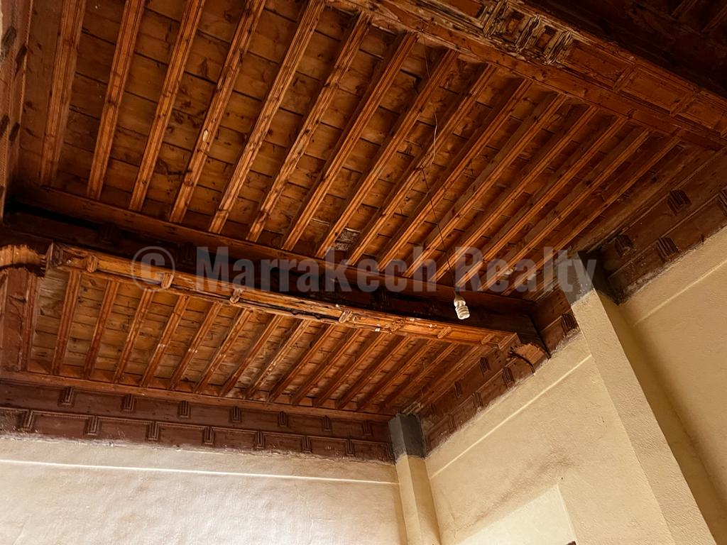 Authentique Riad titré à rénover idéalement situé