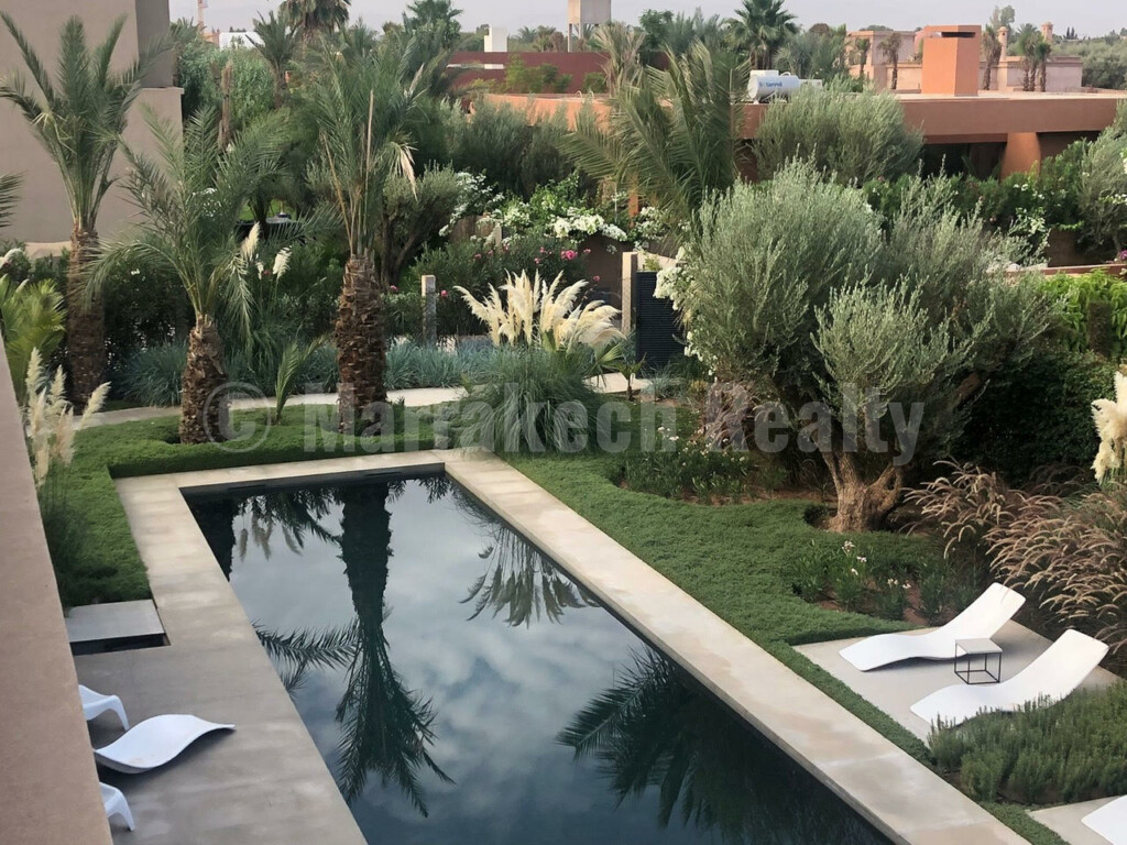 Stylish 4 bedroom villa in a gated domain