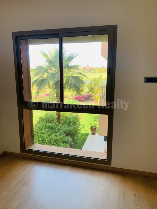 For long term rental at PRESTIGIA residence with lake view, 3 bedrooms