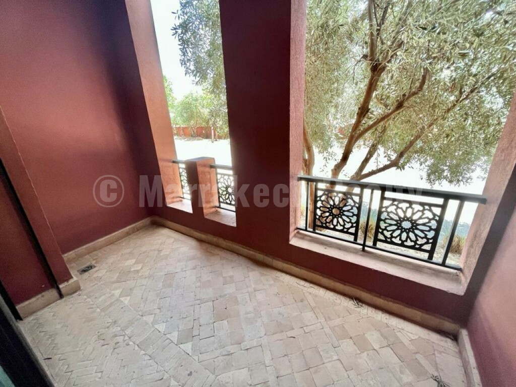 Beautiful 2 Bedroom Apartment For Long Term Rental