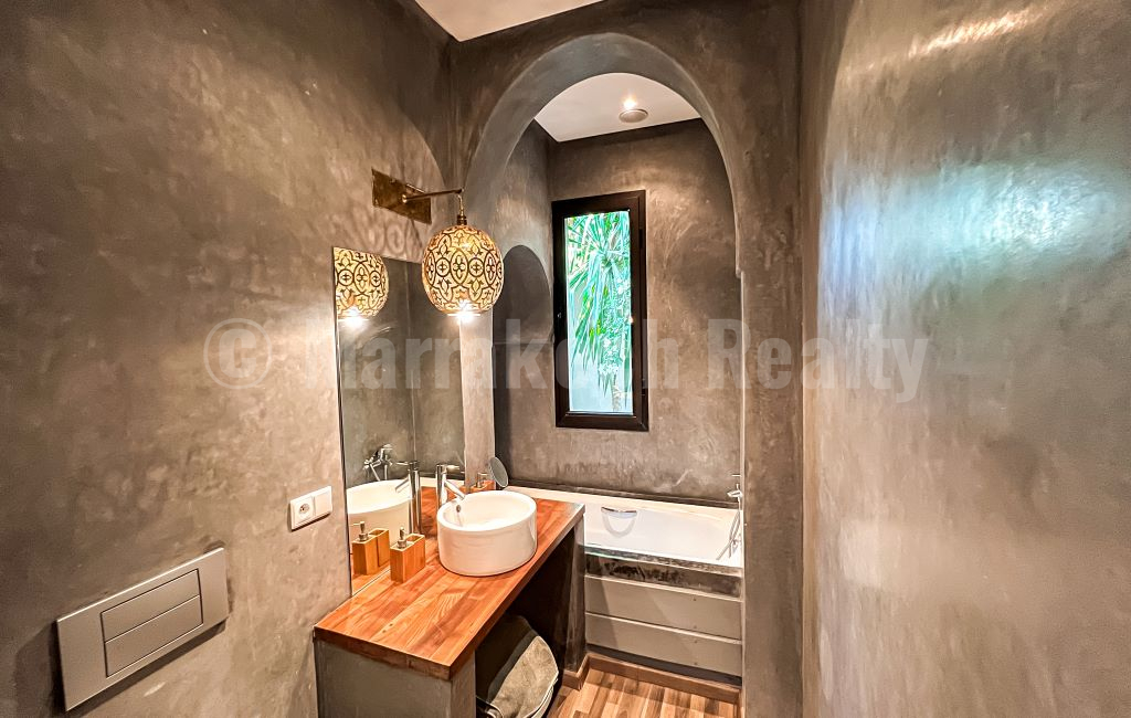 Stylish upscale 5 bedroom villa with awesome views over the Atlas