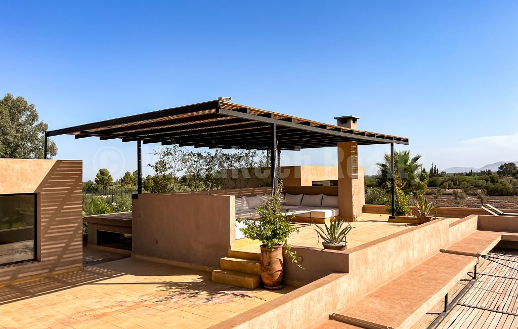 Stylish upscale 5 bedroom villa with awesome views over the Atlas
