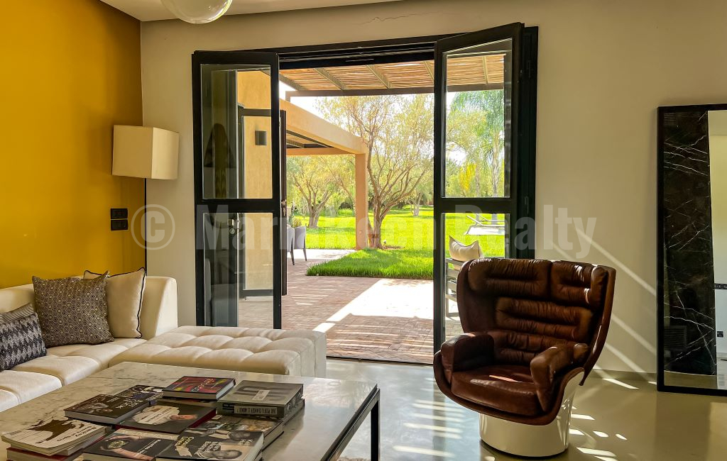 Stylish upscale 5 bedroom villa with awesome views over the Atlas