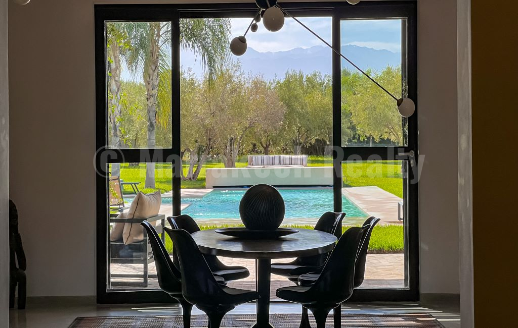 Stylish upscale 5 bedroom villa with awesome views over the Atlas