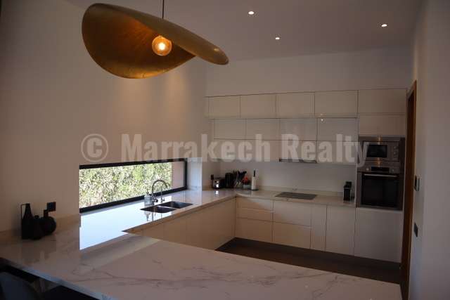 Standout 4 bedroom villa in a gated community