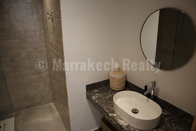 Standout 4 bedroom villa in a gated community