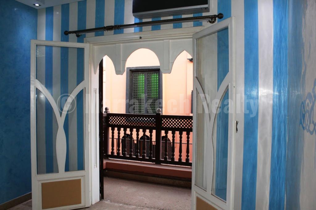 Maison de ville de 4 chambres: à saisir!