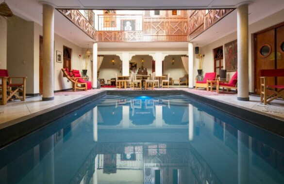 Riad de 7 chambres avec bassin et excellent emplacement