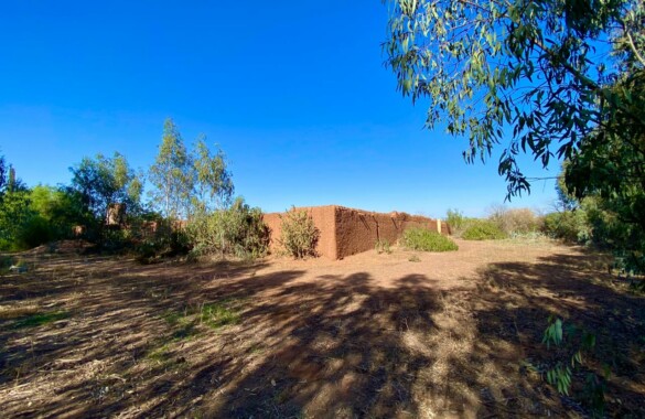 Awesome titled plot close to Marrakech