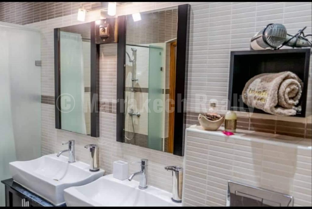 11 bedroom Guest-house in the heart of Marrakech