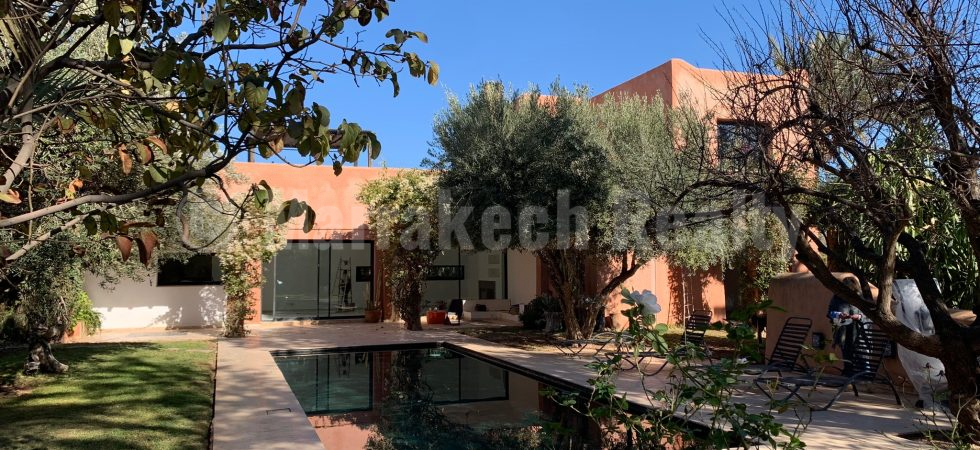 Séduisante villa de 4 suites dans un domaine privé