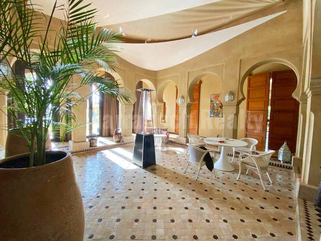 Belle villa de 4 chambres de style Riad dans un domaine privé