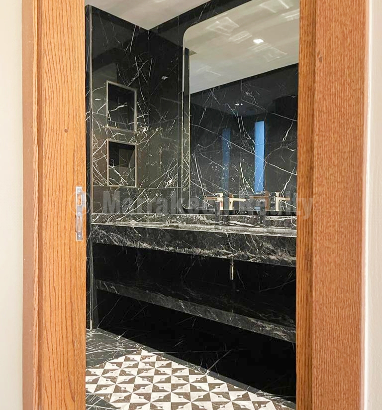 Villa neuve de 4 chambres dans domaine golfique