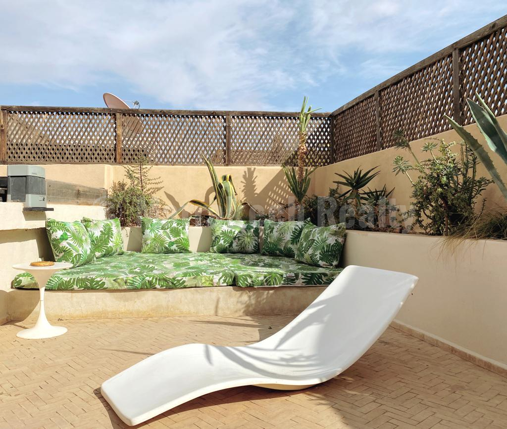 Superbe Riad contemporain de 4 chambres avec accès voiture