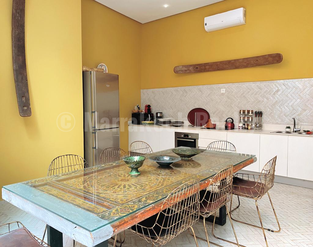 Superbe Riad contemporain de 4 chambres avec accès voiture