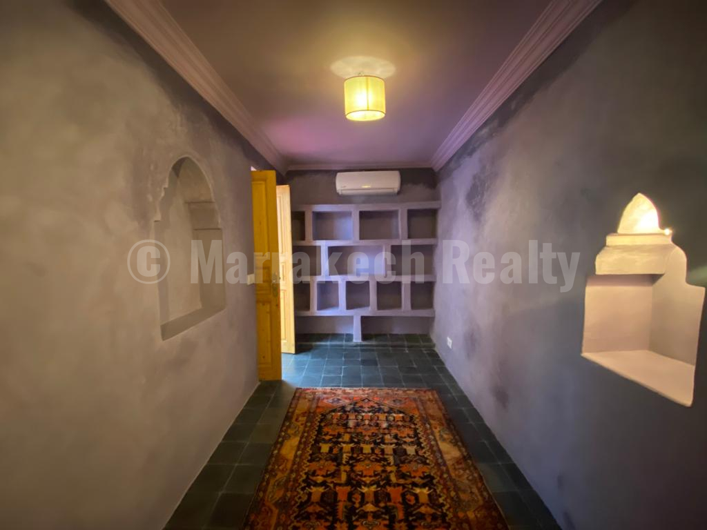 Riad de 5 chambres nouvellement rénové avec bel emplacement